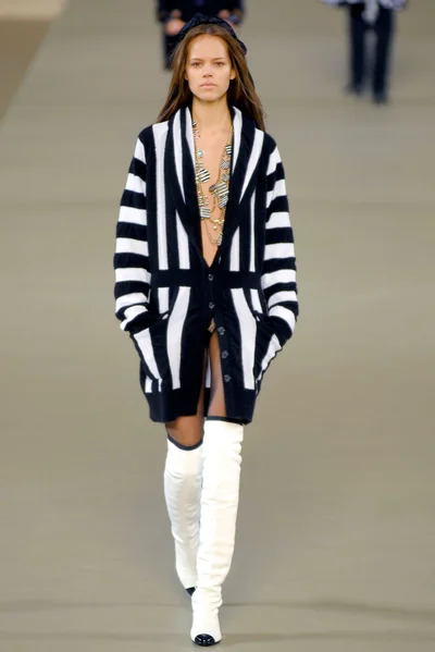 Look 26